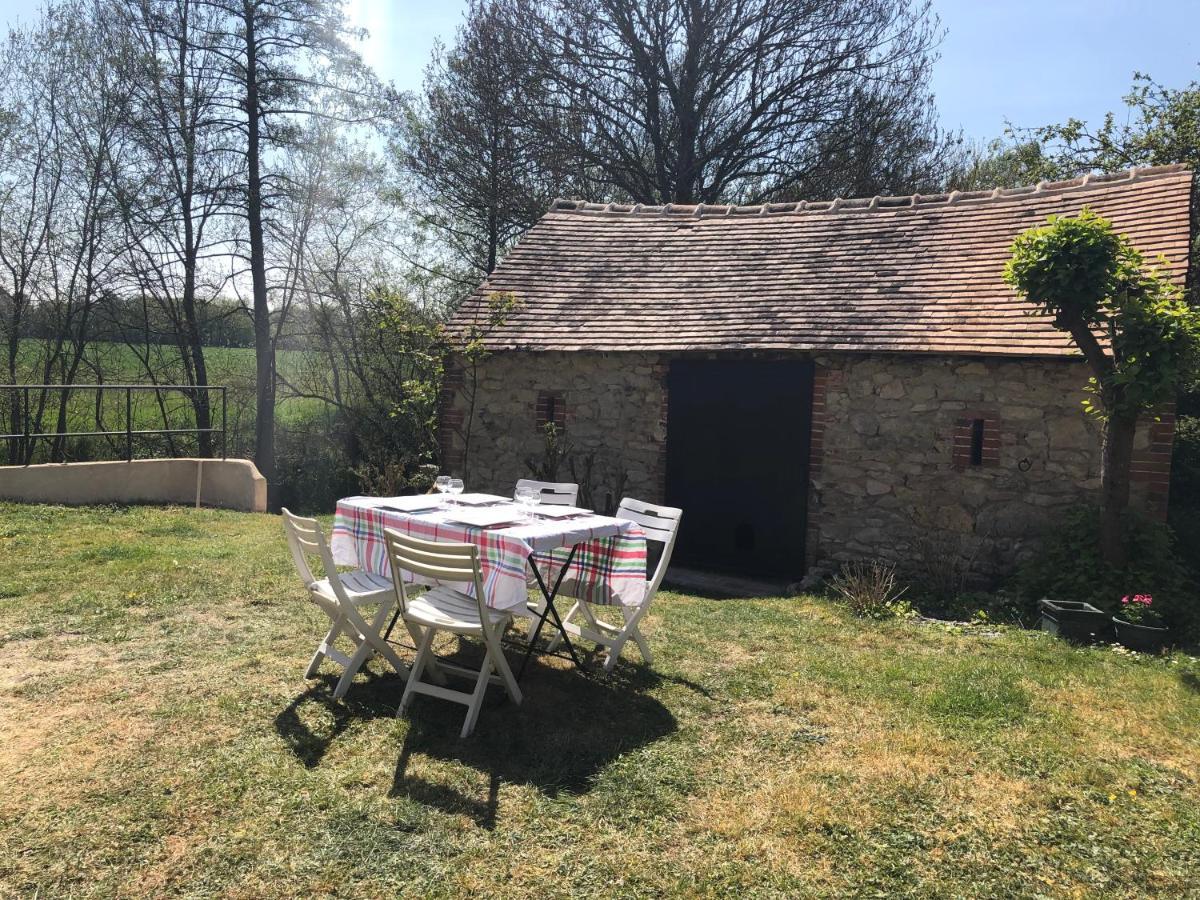 Villa Moulin en bord de rivière à Chevillon-sur-Huillard Extérieur photo