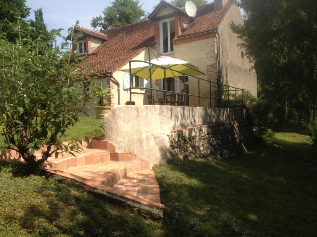 Villa Moulin en bord de rivière à Chevillon-sur-Huillard Extérieur photo